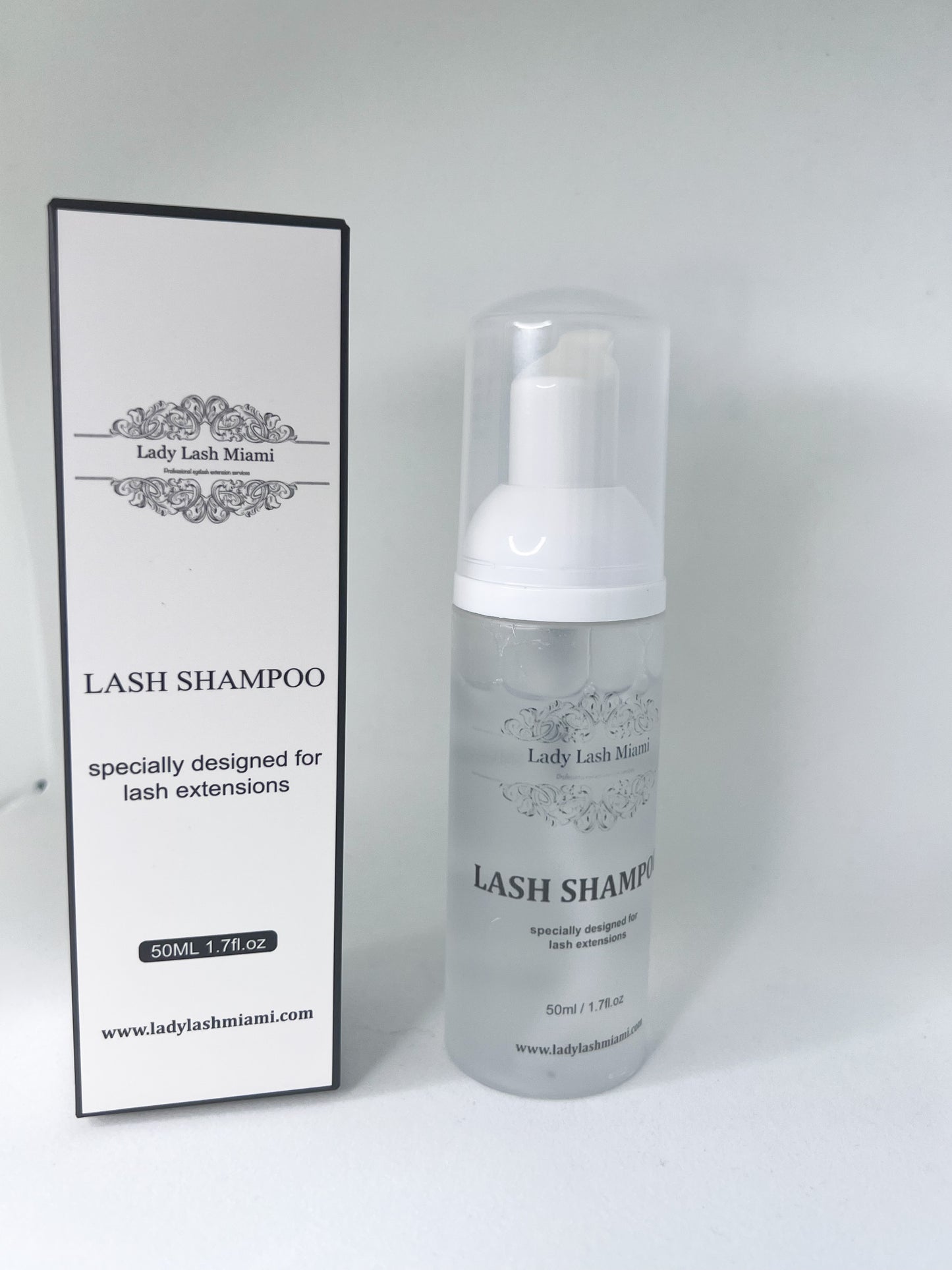 Lash shampoo